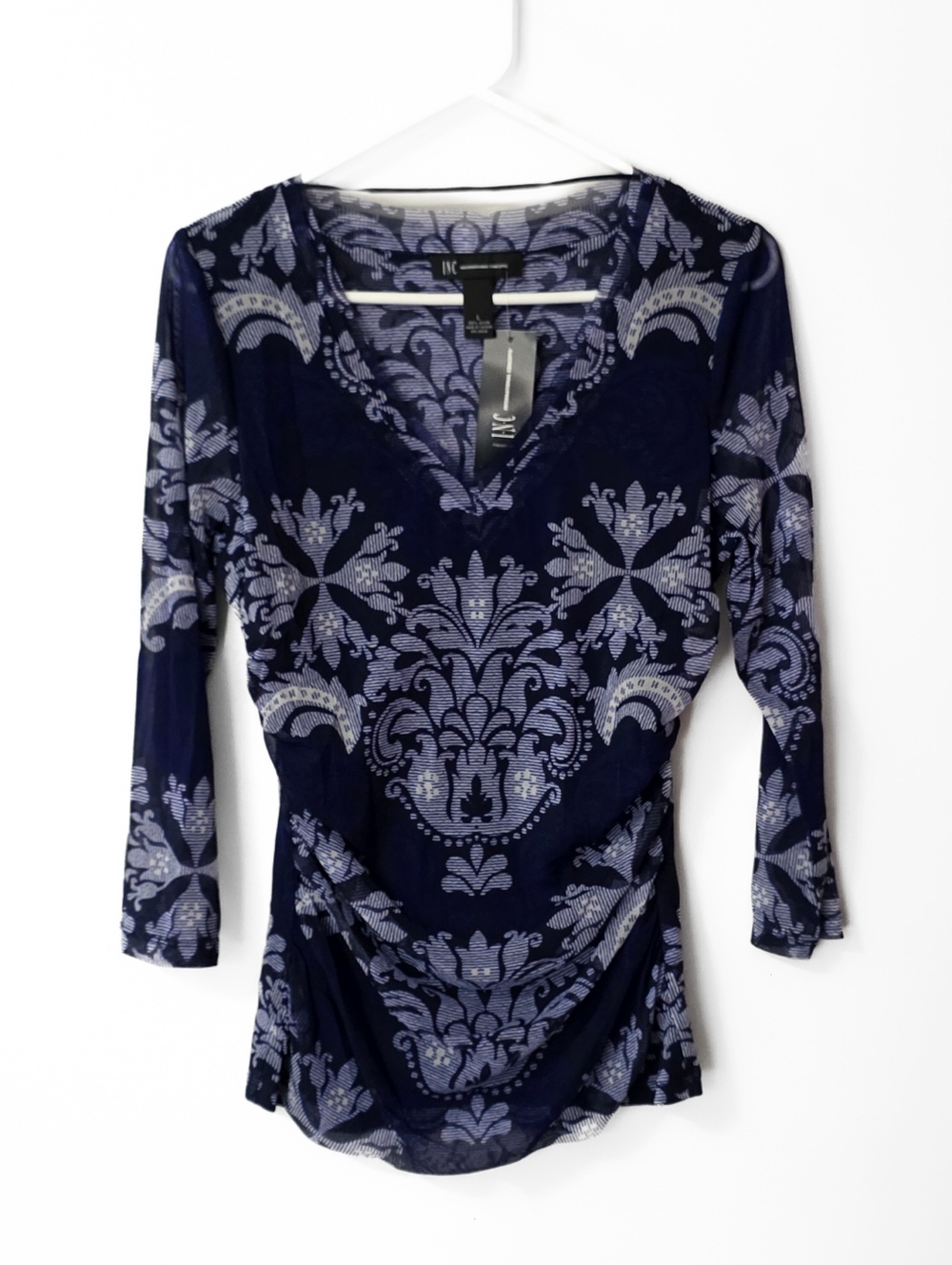 INC Navy and Light Blue Paisley V-Neck Long Sleeve Top Size Large